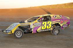2011 M 33 JUSTEN YEAGER 79C