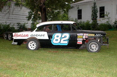 82-DICK