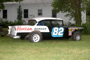 82-DICK
