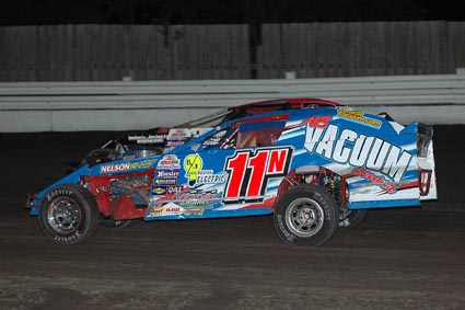 2010 M 11 BRANDON NELSON 916
