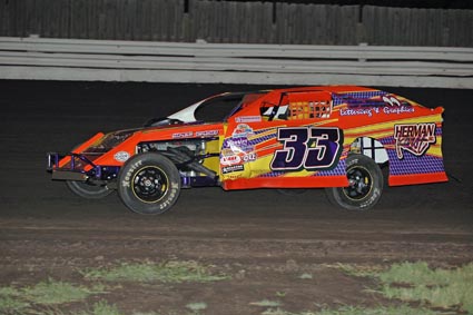 2010 M 33 DAVID KARST 916