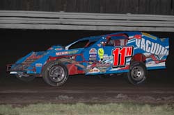 2010 M 11 BRANDON NELSON 916A