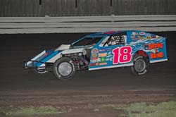 2010 M 18 TONY LEIKER 916A