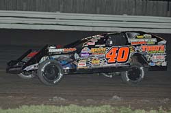2010 M 40 BUZZY ADAMS 916A