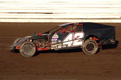 2010 MW 42 KYLE VOSS 916