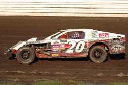 2010 MW 20 TOM GILL 916