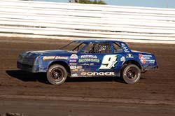 2010 ST 9 DOUG SONGER 916A
