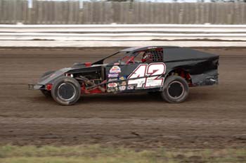 2010 MW 42 KYLE VOSS 917