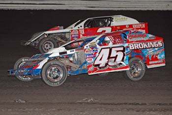 2010 MW 45 JOHN BROKING 917
