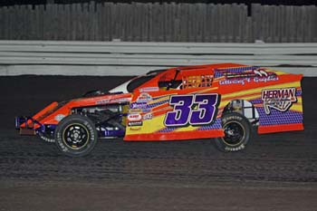 2010 M 33 DAVID KARST 917