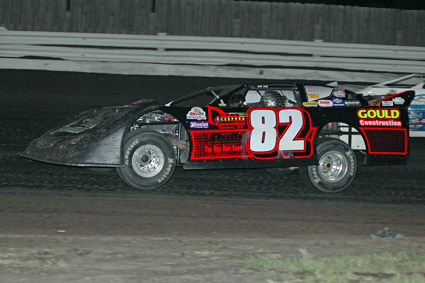 2010 A 82 JOHN BEY 918A