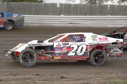 2010 MW 20 TOM GILL 918