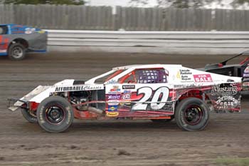 2010 MW 20 TOM GILL 918