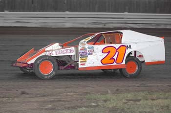 2010 M 21 TERRY McNAMARA 918