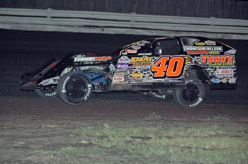 2010 M 40 BUZZY ADAMS 918F