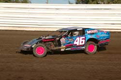 2011 MW 46 JUSTIN OESTREICH 914B