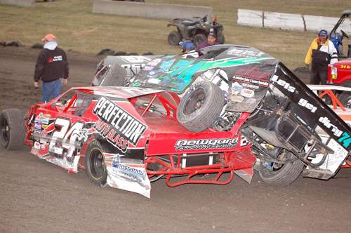 2011 X MW TURN 3 MELEE 915E