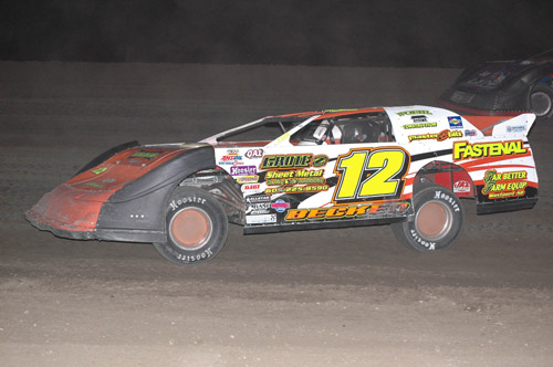2011 A 12 CHAD BECKER 817A