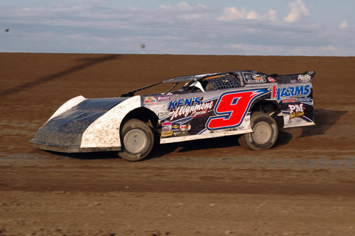 2011 A 9 KENT ARMENT 817