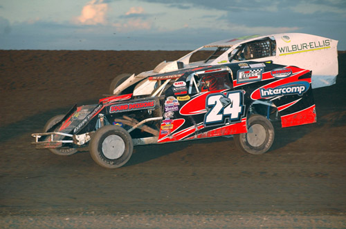 2011 M 24 MIKE STEARNS 817