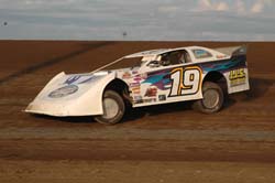 2011 A 19 STEVE LAURSEN 817B