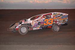 2011 M 33 TODD STARK 817