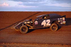2011 M 42 KYLE VOSS 817A