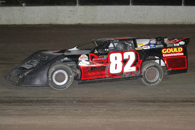 2011 A 82 JOHN BEY 513