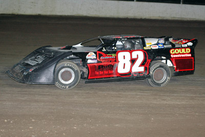 2011 A 82 JOHN BEY 513A
