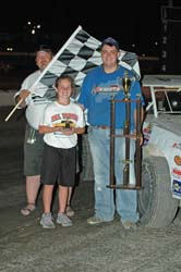 2011 X TROPHY-GRADY MYERS AND FAN 715