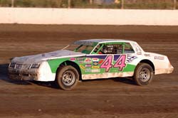 2011 ST 44 DAN OINES 722