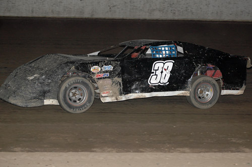 2011 SS 38 JIM EMRBEE 812