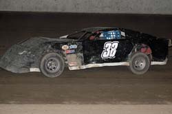 2011 SS 38 JIM EMRBEE 812