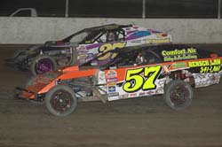 2011 X MW HORST MAKES RUN FOR SECOND 812