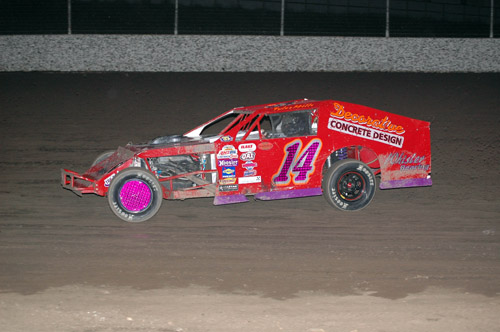 2011 MW 14 TYLER MILLS 823