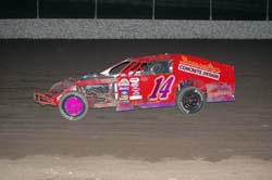 2011 MW 14 TYLER MILLS 823
