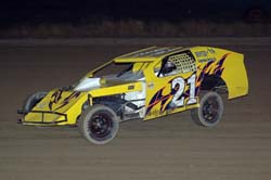 2011 M 21 RYAN ROSSER 824