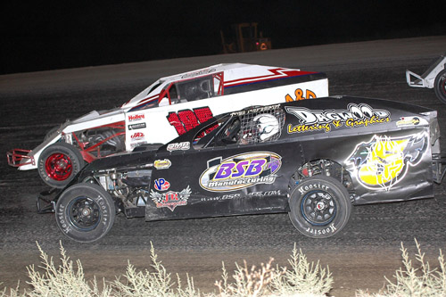2011 X M KIRCHOFF LOOKING AT THE LEAD 910
