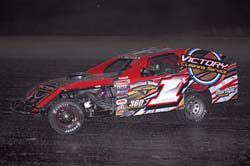 2011 M 1 VERNON HILL 910