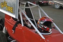 2011 X MINI REUB GETTING READY FOR BUSINESS 910