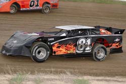 2011 LL 81 FREDDY MOLNAR 64