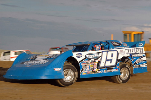 2011 A 19 AUSTIN HUBBARD 719B