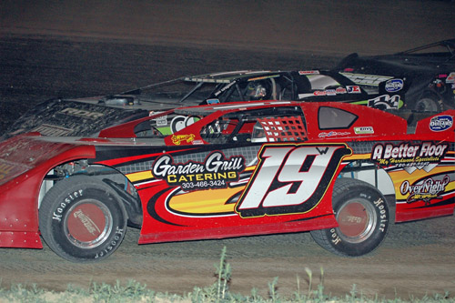 2011 X A CLOSE QUARTERS 719