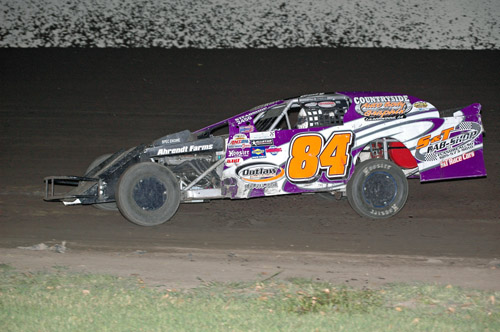 2011 M 84 CODY AHRENDT 820