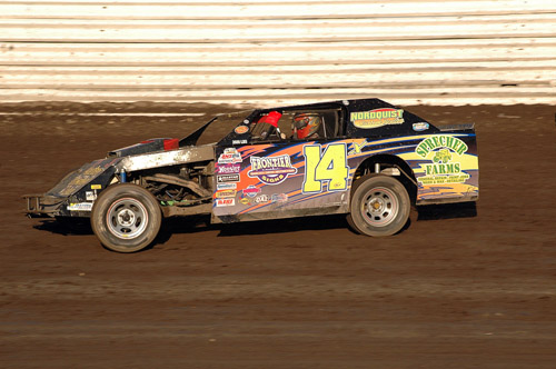 2011 MW 14 ADAM BROTHERTON 820