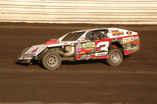 2011 MW 3 LORIN JOHNSON 820A