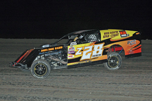 2011 M 28 MARK TRAUTNER 923