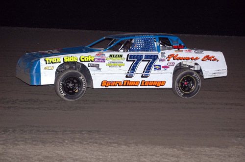 2011 ST 77 KEVIN OEDER 923