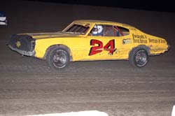 2011 B 24 LEANN CHRISTENSEN 923