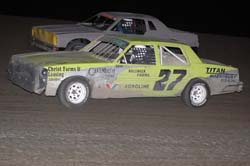 2011 B 27 DEVIN CHRIST 923A